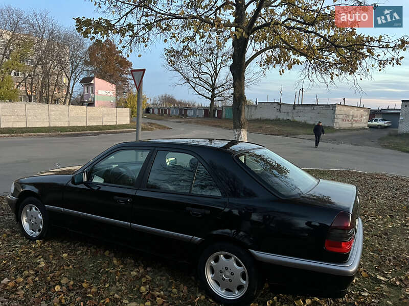 Седан Mercedes-Benz C-Class 1997 в Лозовій
