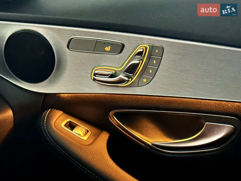 Седан Mercedes-Benz C-Class 2017 в Києві фото 15 Седан Mercedes-Benz C-Class 2017 в Києві