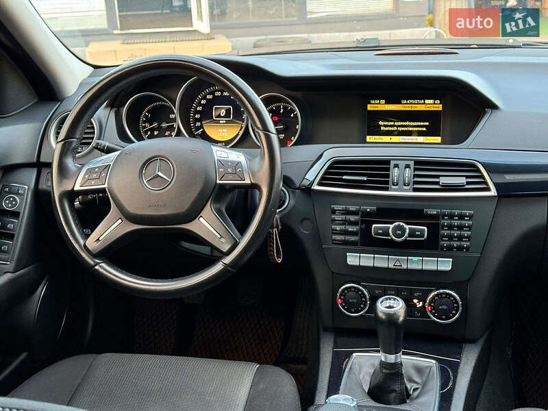 Универсал Mercedes-Benz C-Class 2012 в Одессе фото 24 Универсал Mercedes-Benz C-Class 2012 в Одессе