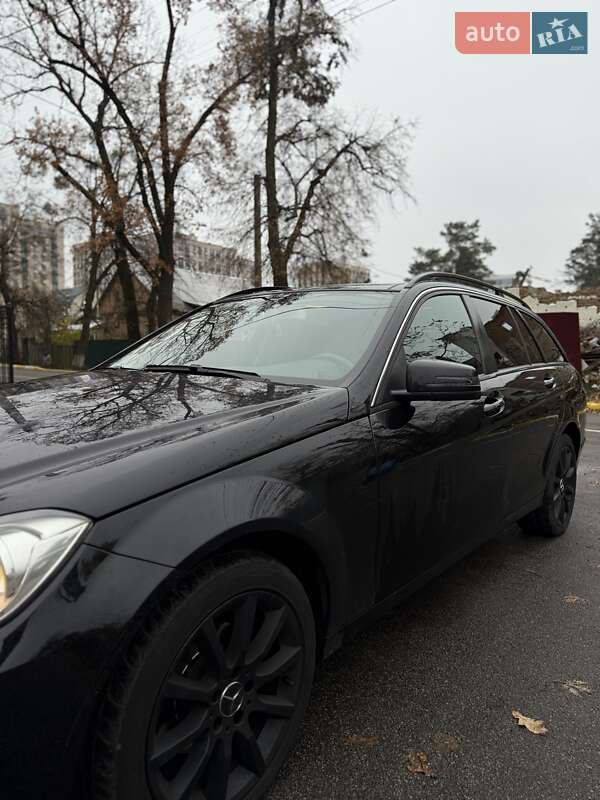 Універсал Mercedes-Benz C-Class 2013 в Ірпені фото 4 Універсал Mercedes-Benz C-Class 2013 в Ірпені