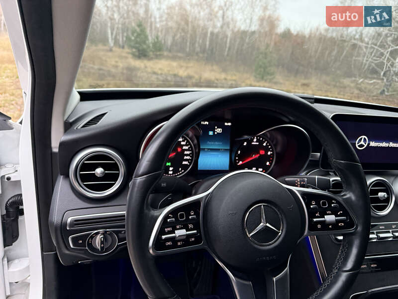 Седан Mercedes-Benz C-Class 2018 в Киеве фото 19 Седан Mercedes-Benz C-Class 2018 в Киеве