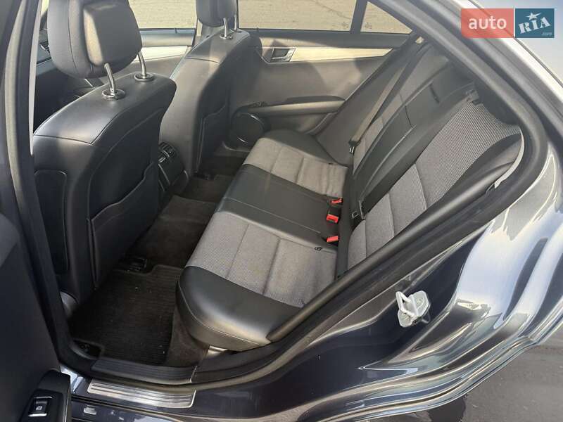 Седан Mercedes-Benz C-Class 2009 в Сокирнице фото 10 Седан Mercedes-Benz C-Class 2009 в Сокирнице