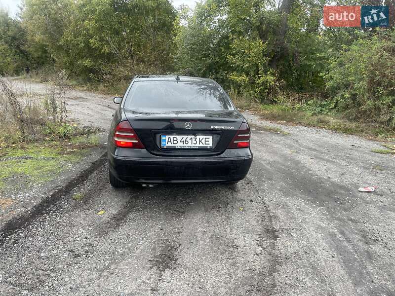 Седан Mercedes-Benz C-Class 2002 в Вінниці