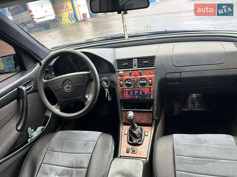 Седан Mercedes-Benz C-Class 1997 в Ивано-Франковске фото 3 Седан Mercedes-Benz C-Class 1997 в Ивано-Франковске
