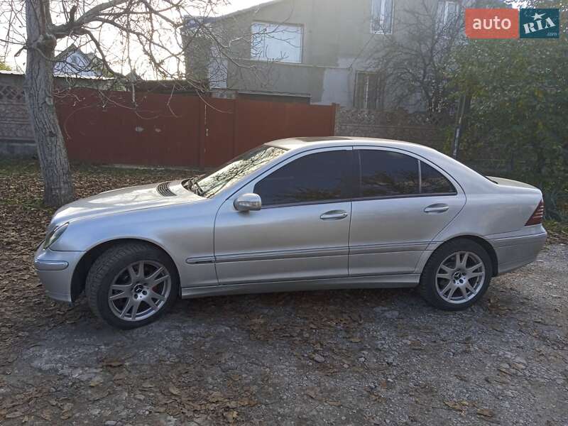 Седан Mercedes-Benz C-Class 2001 в Каменском
