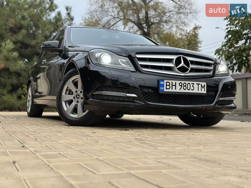 Седан Mercedes-Benz C-Class 2013 в Одесі фото 3 Седан Mercedes-Benz C-Class 2013 в Одесі