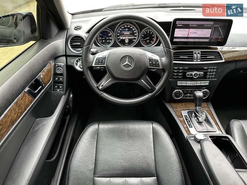 Седан Mercedes-Benz C-Class 2013 в Одесі фото 25 Седан Mercedes-Benz C-Class 2013 в Одесі