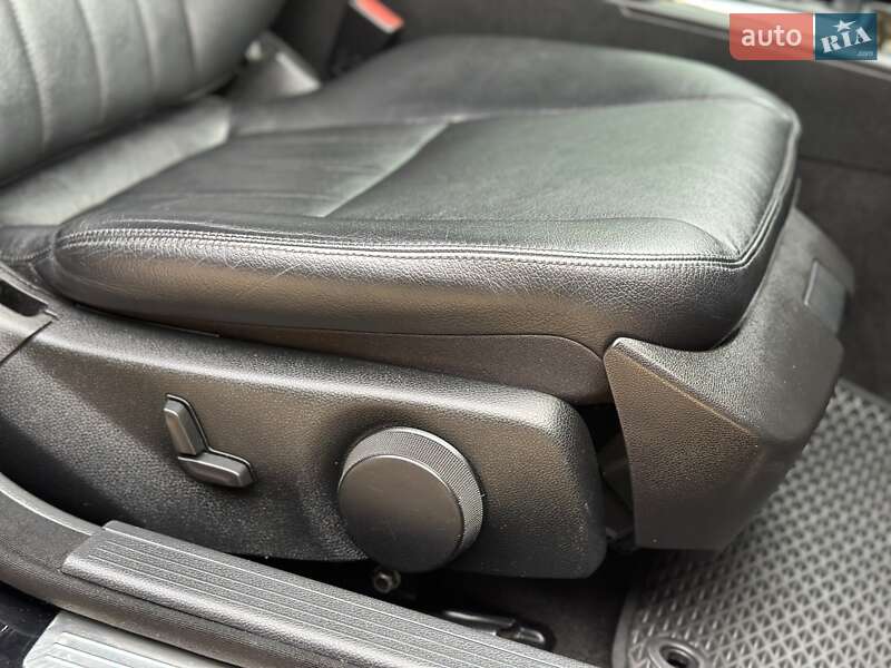 Седан Mercedes-Benz C-Class 2013 в Одесі фото 38 Седан Mercedes-Benz C-Class 2013 в Одесі