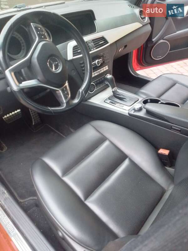 Седан Mercedes-Benz C-Class 2014 в Києві