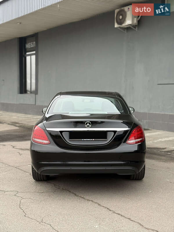 Седан Mercedes-Benz C-Class 2018 в Львові