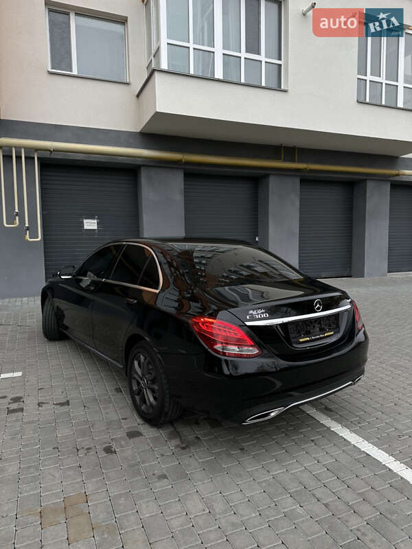 Седан Mercedes-Benz C-Class 2014 в Вінниці