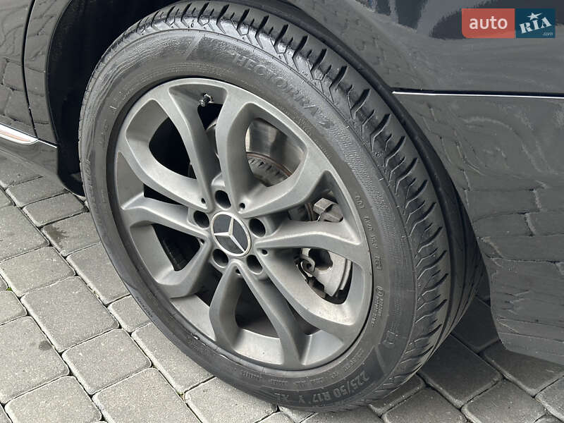 Седан Mercedes-Benz C-Class 2014 в Вінниці