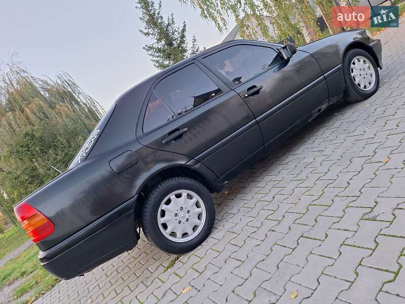 Седан Mercedes-Benz C-Class 1994 в Чернівцях фото 11 Седан Mercedes-Benz C-Class 1994 в Чернівцях