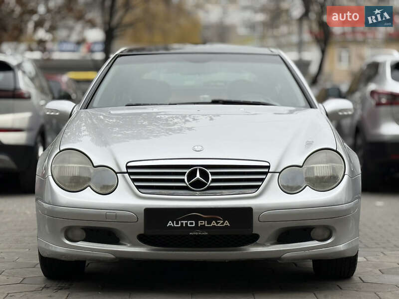 Купе Mercedes-Benz C-Class 2004 в Одесі фото 3 Купе Mercedes-Benz C-Class 2004 в Одесі
