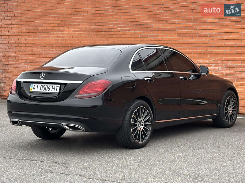 Седан Mercedes-Benz C-Class 2018 в Киеве