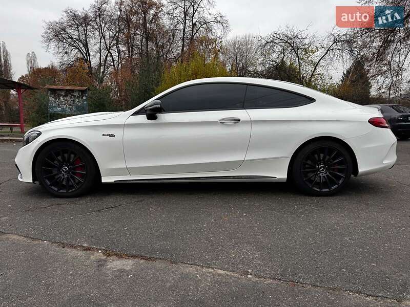 Купе Mercedes-Benz C-Class 2016 в Києві