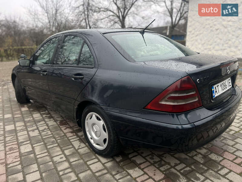 Седан Mercedes-Benz C-Class 2001 в Косові фото 4 Седан Mercedes-Benz C-Class 2001 в Косові