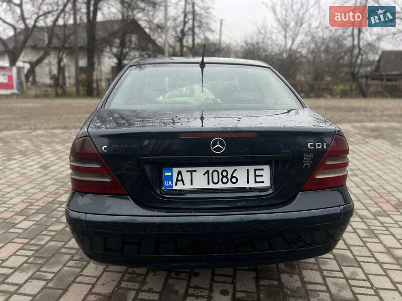 Седан Mercedes-Benz C-Class 2001 в Косові фото 5 Седан Mercedes-Benz C-Class 2001 в Косові