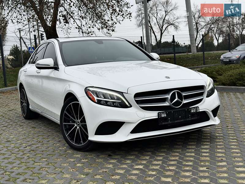 Mercedes-Benz C-Class 2021