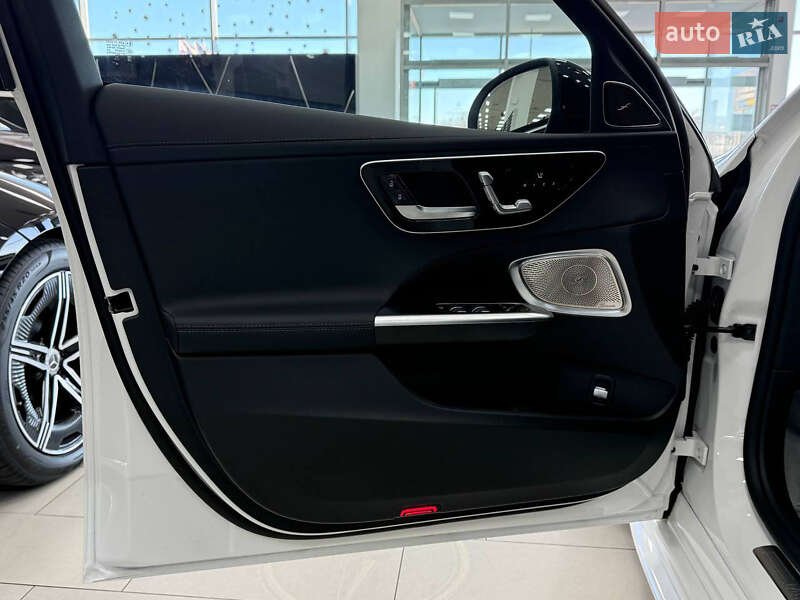 Седан Mercedes-Benz C-Class 2024 в Киеве фото 9 Седан Mercedes-Benz C-Class 2024 в Киеве