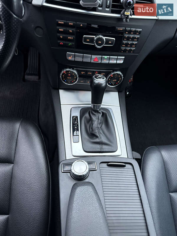 Універсал Mercedes-Benz C-Class 2013 в Рівному фото 12 Універсал Mercedes-Benz C-Class 2013 в Рівному