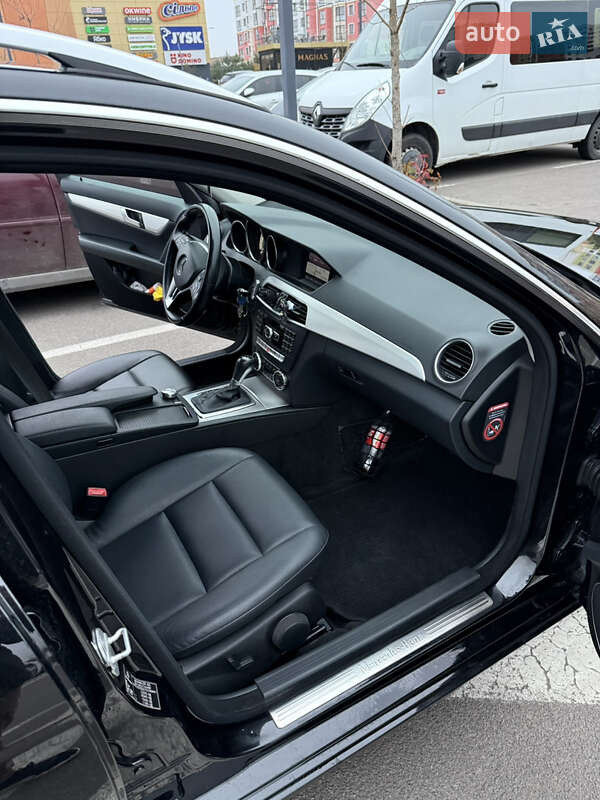 Універсал Mercedes-Benz C-Class 2013 в Рівному фото 19 Універсал Mercedes-Benz C-Class 2013 в Рівному