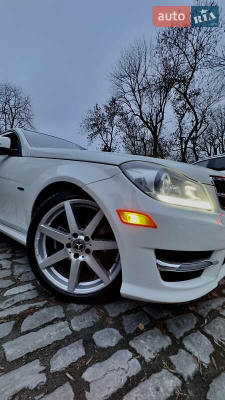 Седан Mercedes-Benz C-Class 2012 в Киеве фото 13 Седан Mercedes-Benz C-Class 2012 в Киеве