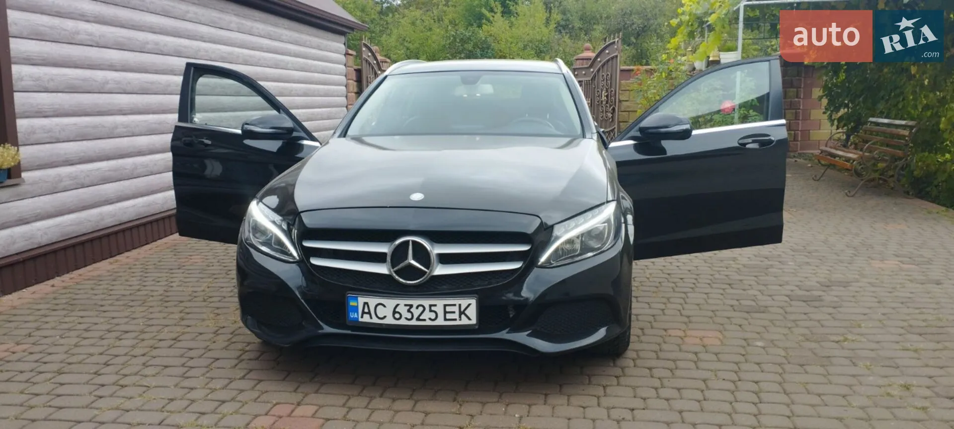2016 Mercedes-Benz C-klasse - фото 1
