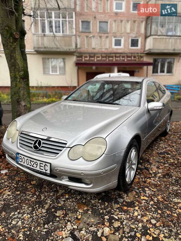 Купе Mercedes-Benz C-Class 2003 в Тернополі