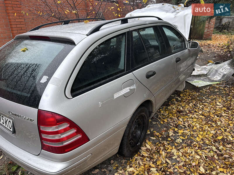 Универсал Mercedes-Benz C-Class 2002 в Харькове фото 3 Универсал Mercedes-Benz C-Class 2002 в Харькове