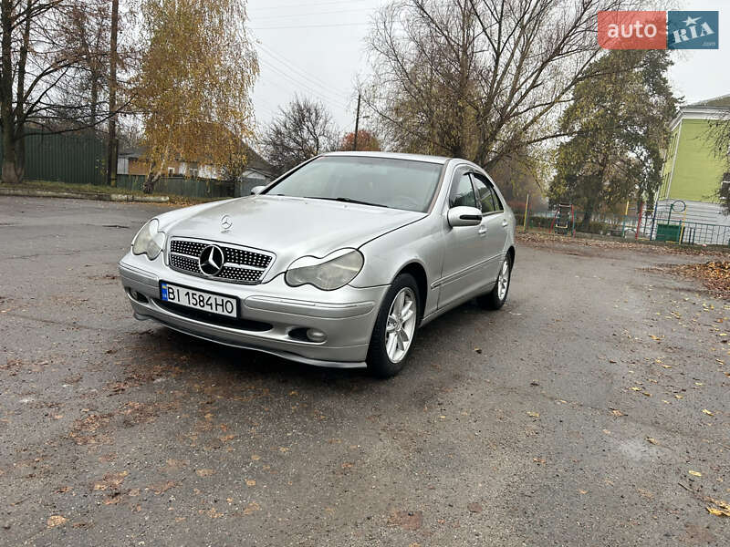 Седан Mercedes-Benz C-Class 2002 в Полтаве