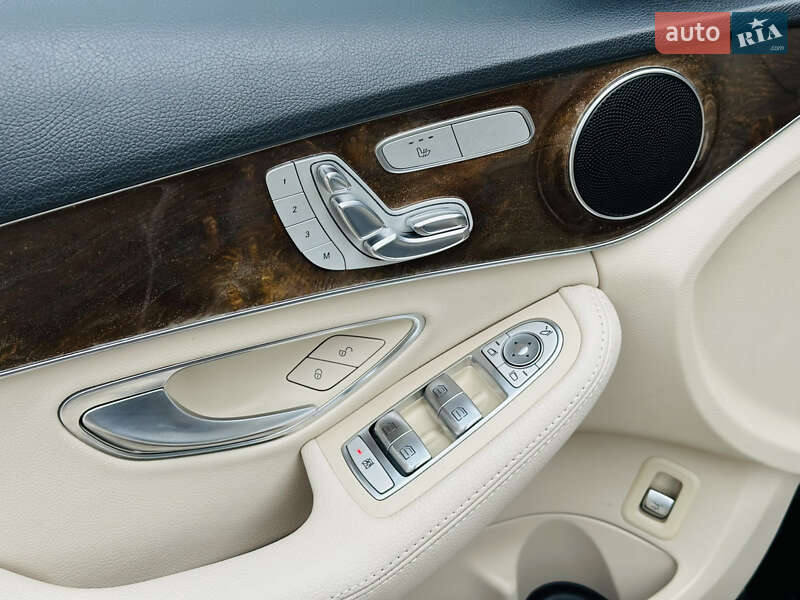 Седан Mercedes-Benz C-Class 2016 в Харькове