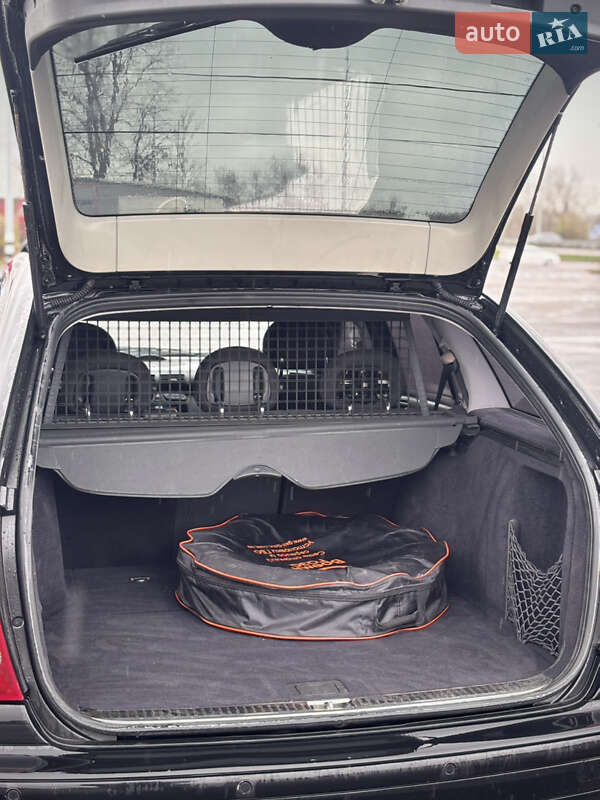 Универсал Mercedes-Benz C-Class 2003 в Киеве