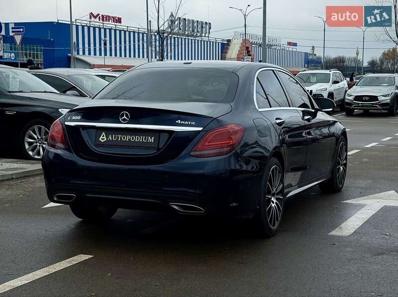 Седан Mercedes-Benz C-Class 2018 в Києві