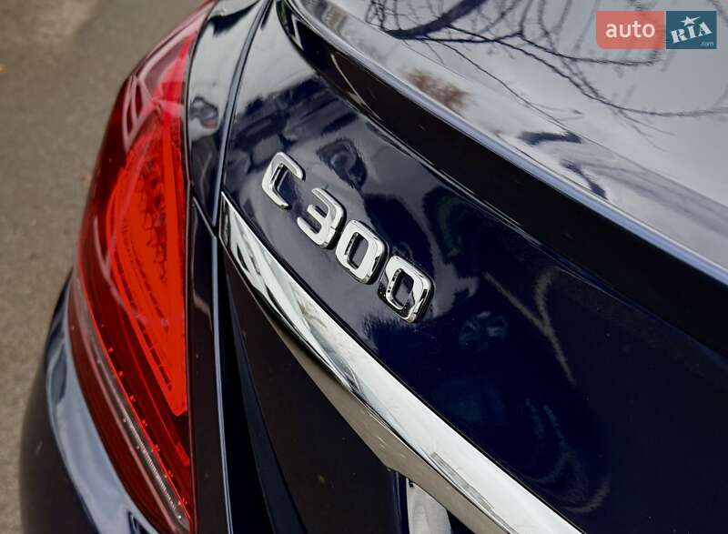 Седан Mercedes-Benz C-Class 2018 в Києві