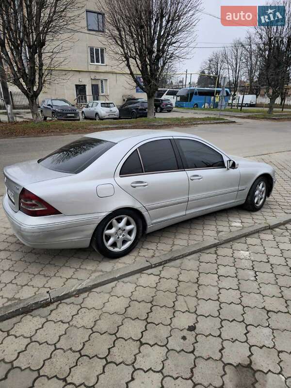 Седан Mercedes-Benz C-Class 2001 в Луцьку фото 13 Седан Mercedes-Benz C-Class 2001 в Луцьку