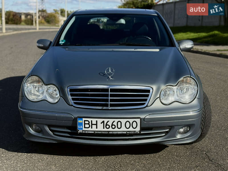 Седан Mercedes-Benz C-Class 2006 в Одессе