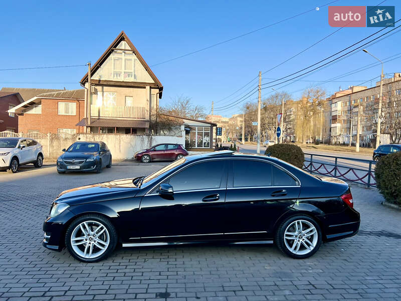 Седан Mercedes-Benz C-Class 2012 в Вінниці