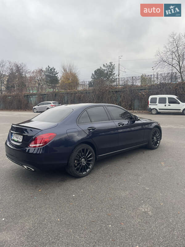 Седан Mercedes-Benz C-Class 2015 в Днепре