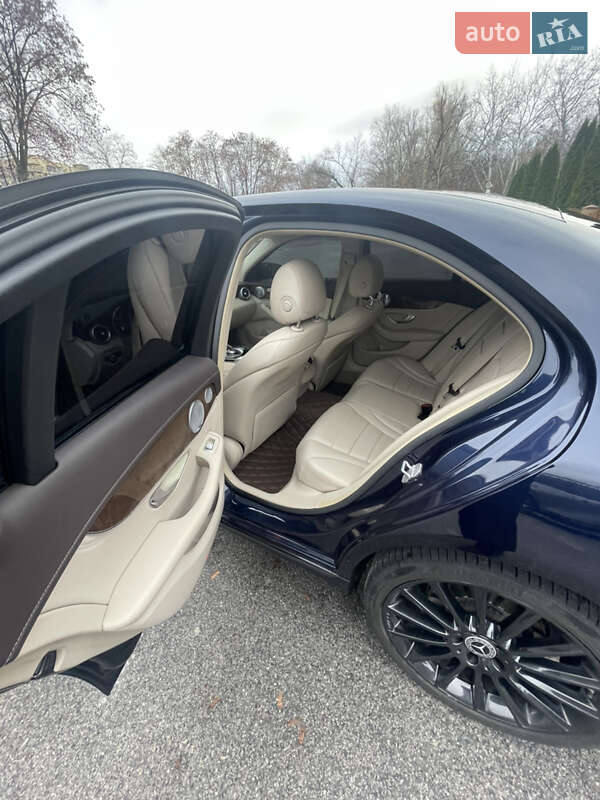 Седан Mercedes-Benz C-Class 2015 в Днепре