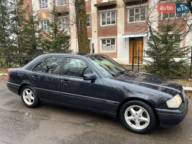 Седан Mercedes-Benz C-Class 1996 в Надворной фото 3 Седан Mercedes-Benz C-Class 1996 в Надворной
