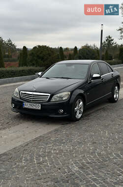Седан Mercedes-Benz C-Class 2008 в Днепре