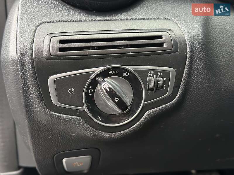 Універсал Mercedes-Benz C-Class 2015 в Києві фото 19 Універсал Mercedes-Benz C-Class 2015 в Києві