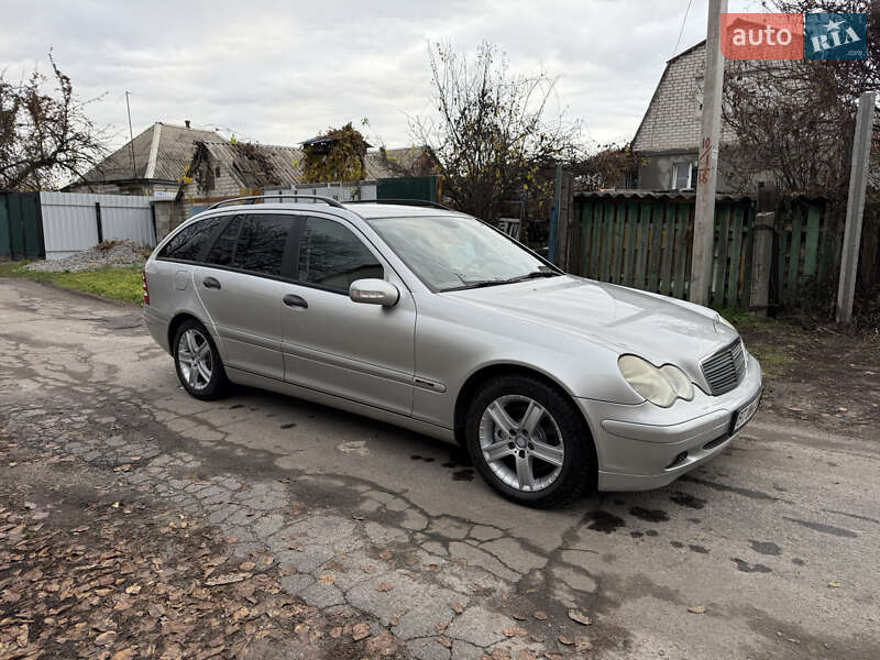 Універсал Mercedes-Benz C-Class 2003 в Кременчуці фото 12 Універсал Mercedes-Benz C-Class 2003 в Кременчуці