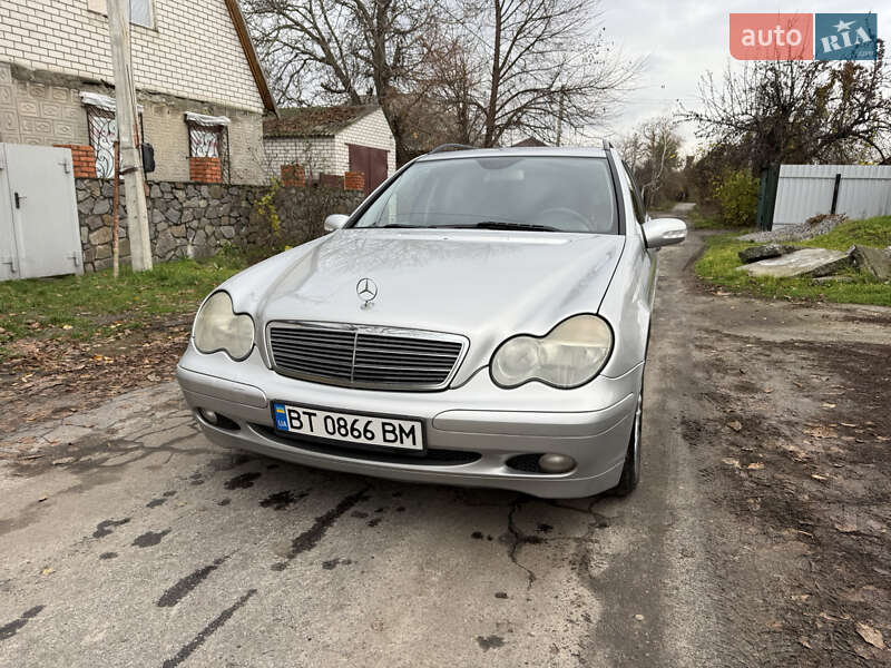 Універсал Mercedes-Benz C-Class 2003 в Кременчуці фото 18 Універсал Mercedes-Benz C-Class 2003 в Кременчуці