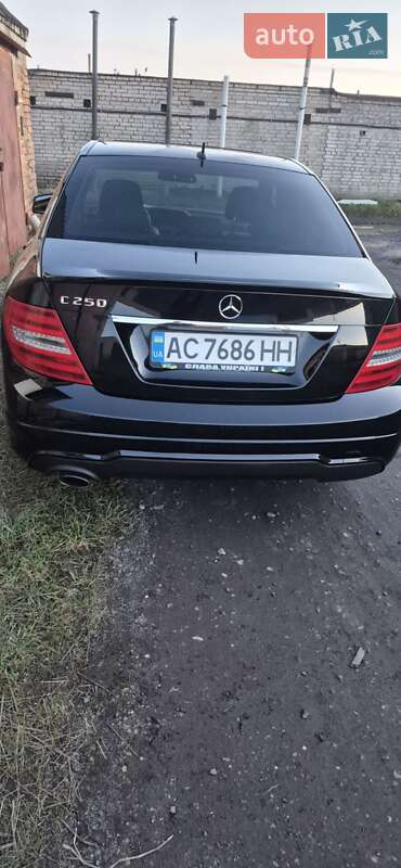 Седан Mercedes-Benz C-Class 2014 в Луцьку