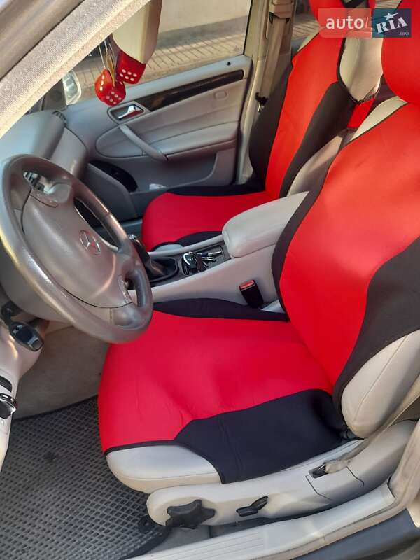 Седан Mercedes-Benz C-Class 2003 в Стрые фото 26 Седан Mercedes-Benz C-Class 2003 в Стрые