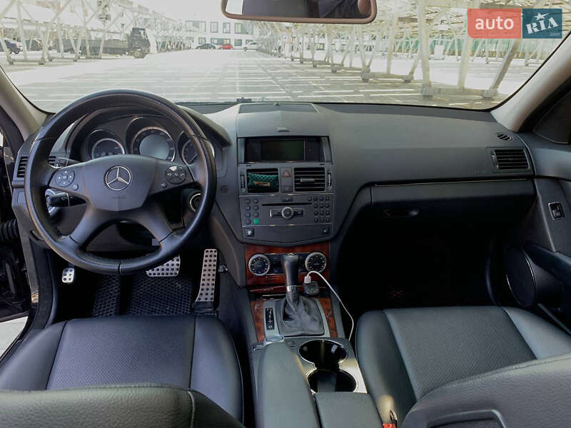 Седан Mercedes-Benz C-Class 2010 в Винниках фото 10 Седан Mercedes-Benz C-Class 2010 в Винниках