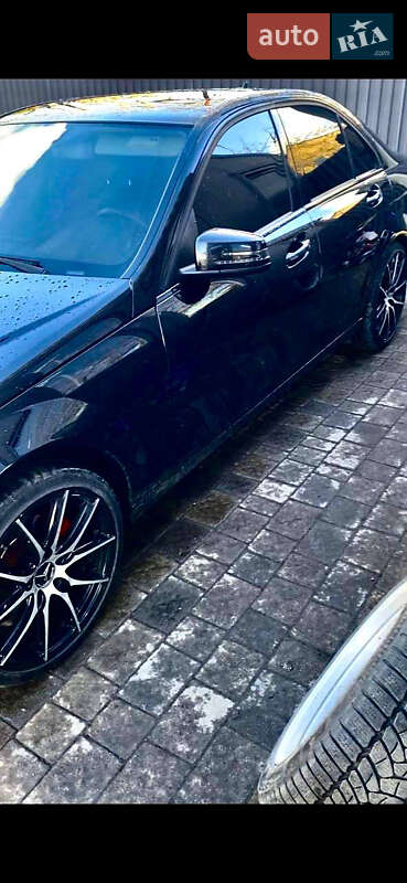 Седан Mercedes-Benz C-Class 2010 в Винниках фото 19 Седан Mercedes-Benz C-Class 2010 в Винниках