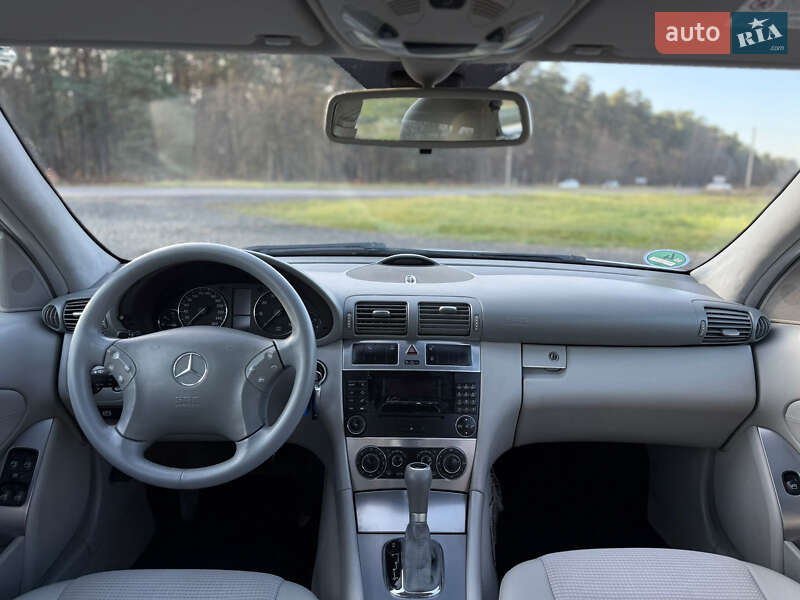 Універсал Mercedes-Benz C-Class 2005 в Луцьку фото 24 Універсал Mercedes-Benz C-Class 2005 в Луцьку